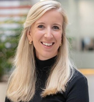 Karin van Boetzelaer SZW